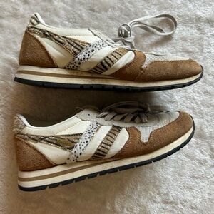 Gola Sneakers in Tan and Cream with Animal-Print Accents